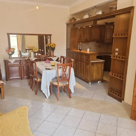 Theodoros Apartment